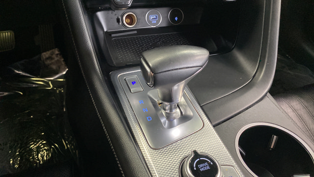 Used 2022 Genesis G70 2.0T w/ Prestige Package AWD/4WD image 19
