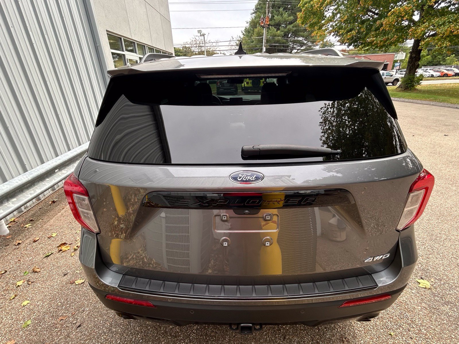 Used 2023 Ford Explorer ST-Line w/ Class IV Trailer Tow Package AWD/4WD image 6