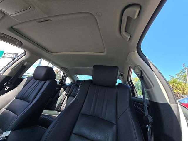 Used 2021 Honda Accord Touring image 7