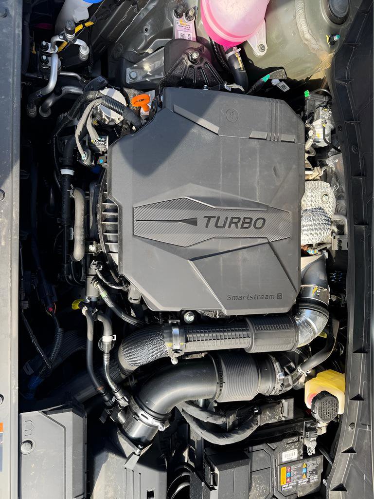 Certified 2026 Hyundai Santa Cruz Limited AWD/4WD image 13