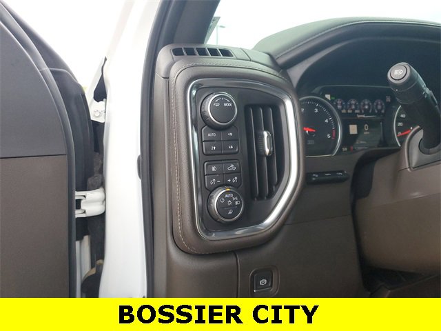 Certified 2020 Chevrolet Silverado 2500 LTZ w/ LTZ Premium Package image 14