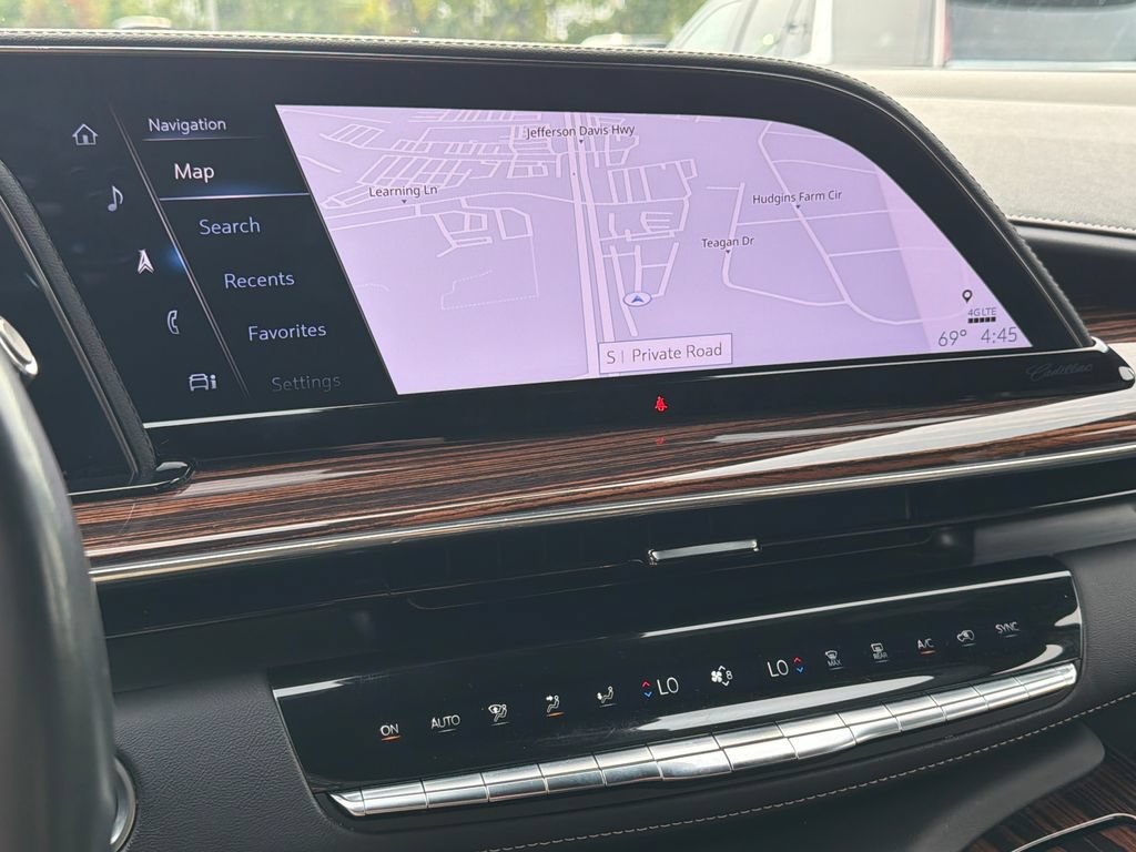 Certified 2023 Cadillac Escalade Premium Luxury AWD/4WD image 7