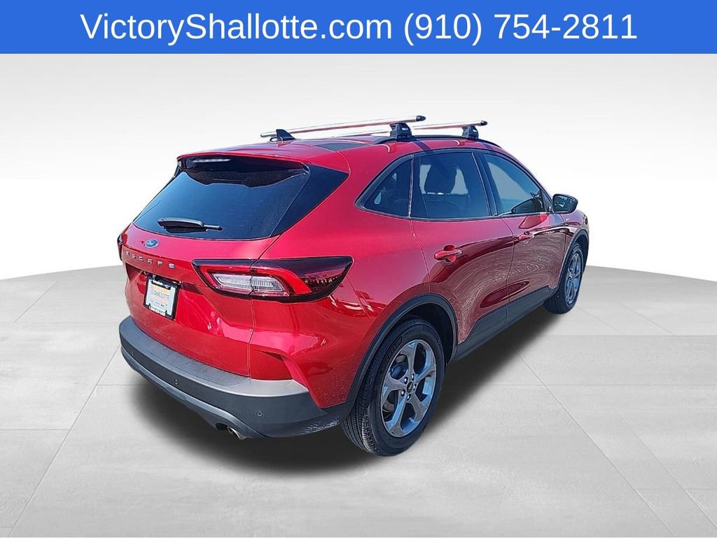 Used 2025 Ford Escape ST-Line w/ Tech Pack #1 FWD image 29