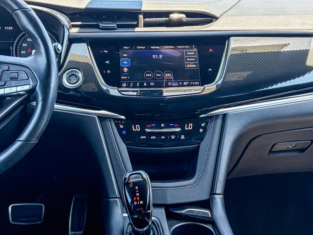 Certified 2024 Cadillac XT6 Sport w/ Technology Package AWD/4WD image 13