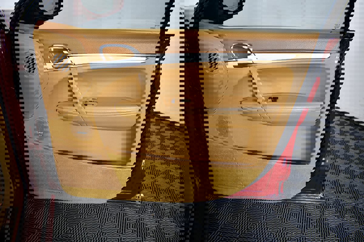 Used 2008 Porsche Cayenne GTS image 41