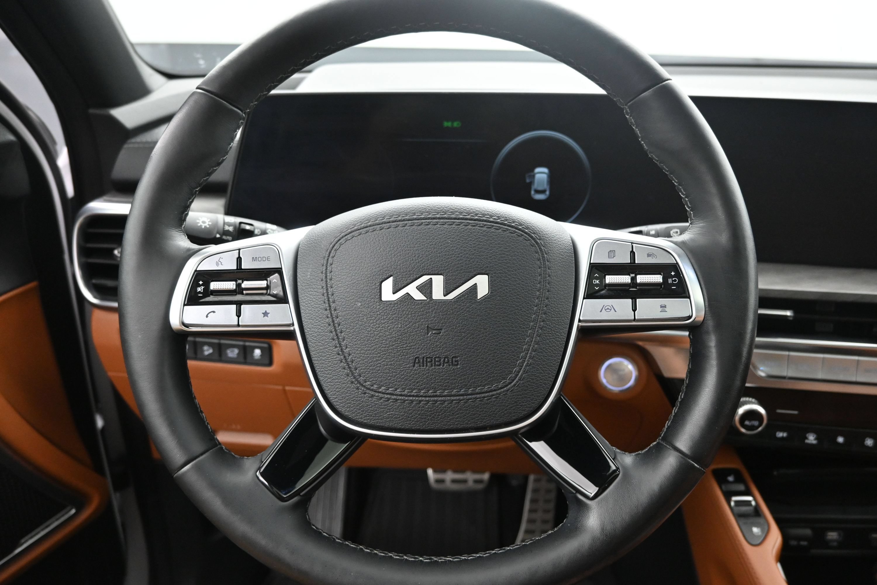 Used 2024 Kia Telluride SX X-Line AWD/4WD image 13