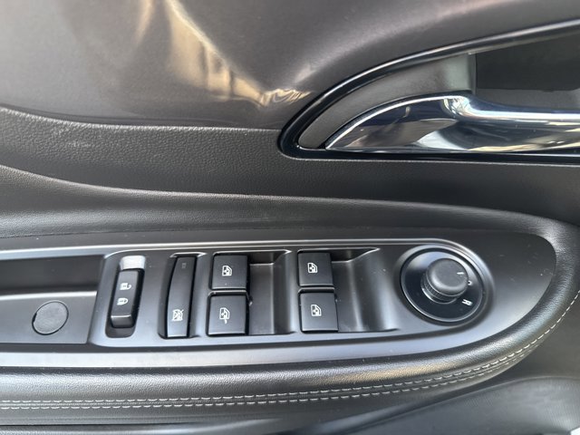 Used 2022 Buick Encore Preferred w/ Safety Package image 12