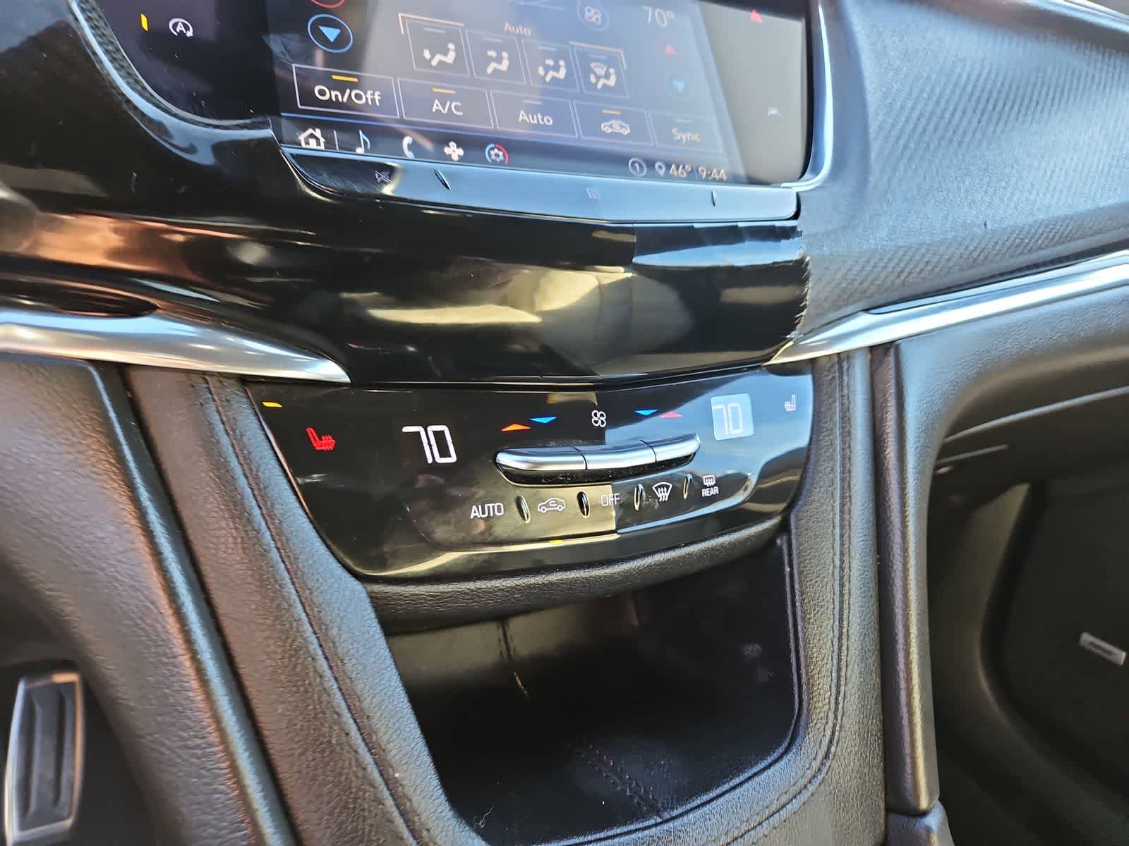Used 2020 Cadillac XT6 Sport AWD/4WD image 29