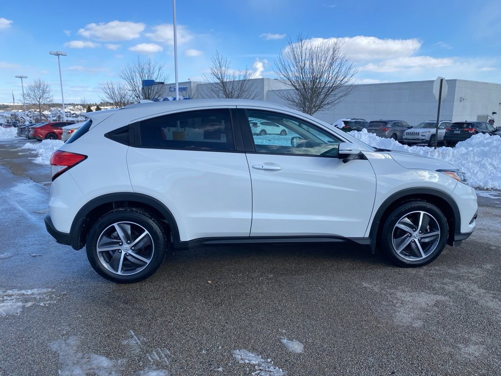 Used 2022 Honda HR-V EX image 2