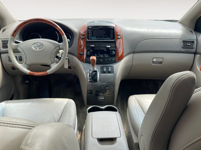 Used 2006 Toyota Sienna FWD image 10