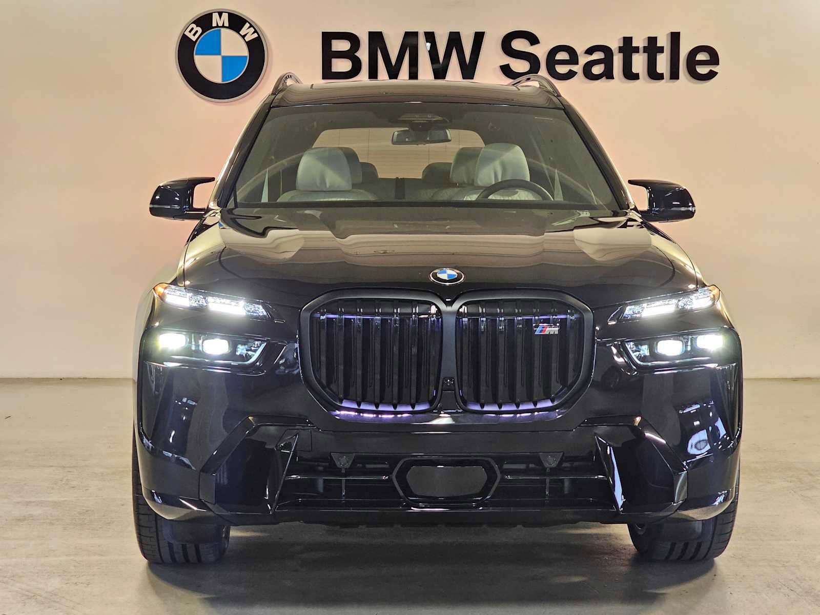 New 2026 BMW X7 M60i image 6