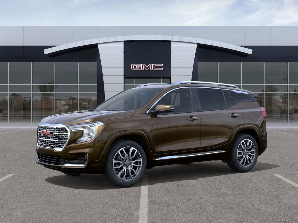 Used 2024 GMC Terrain Denali w/ Denali Premium Package image 2