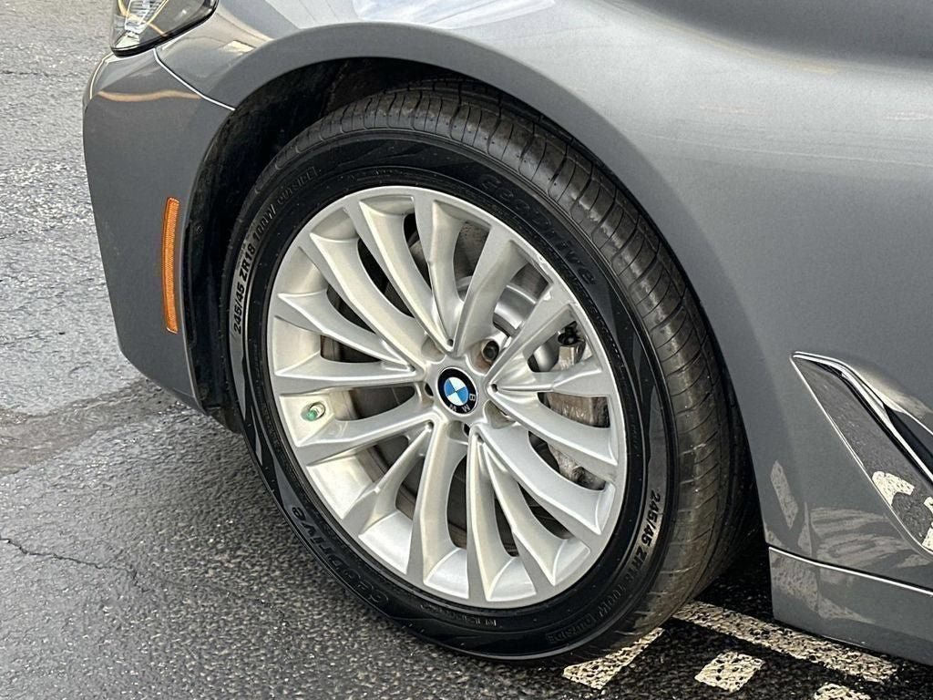 Used 2023 BMW 530i xDrive w/ Premium Package AWD/4WD image 54