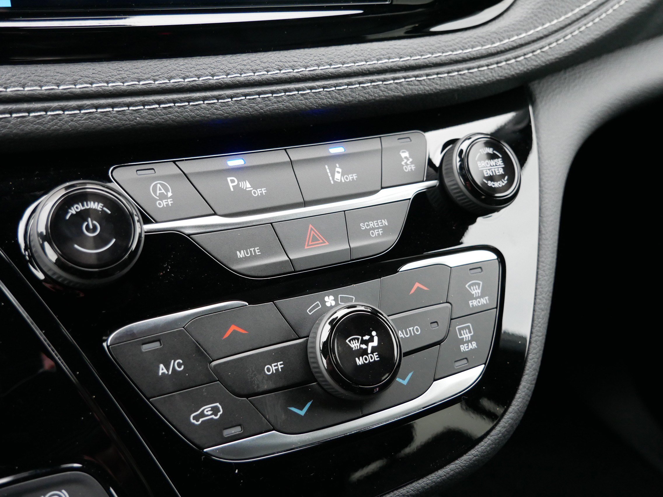 New 2026 Chrysler Pacifica Select image 15