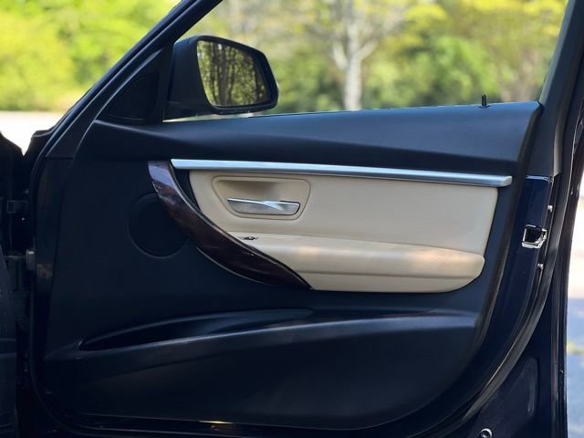Used 2017 BMW 330i xDrive Sedan image 22