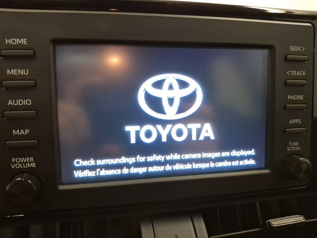 Used 2019 Toyota RAV4 LE w/ All Weather Liner Package AWD/4WD image 21