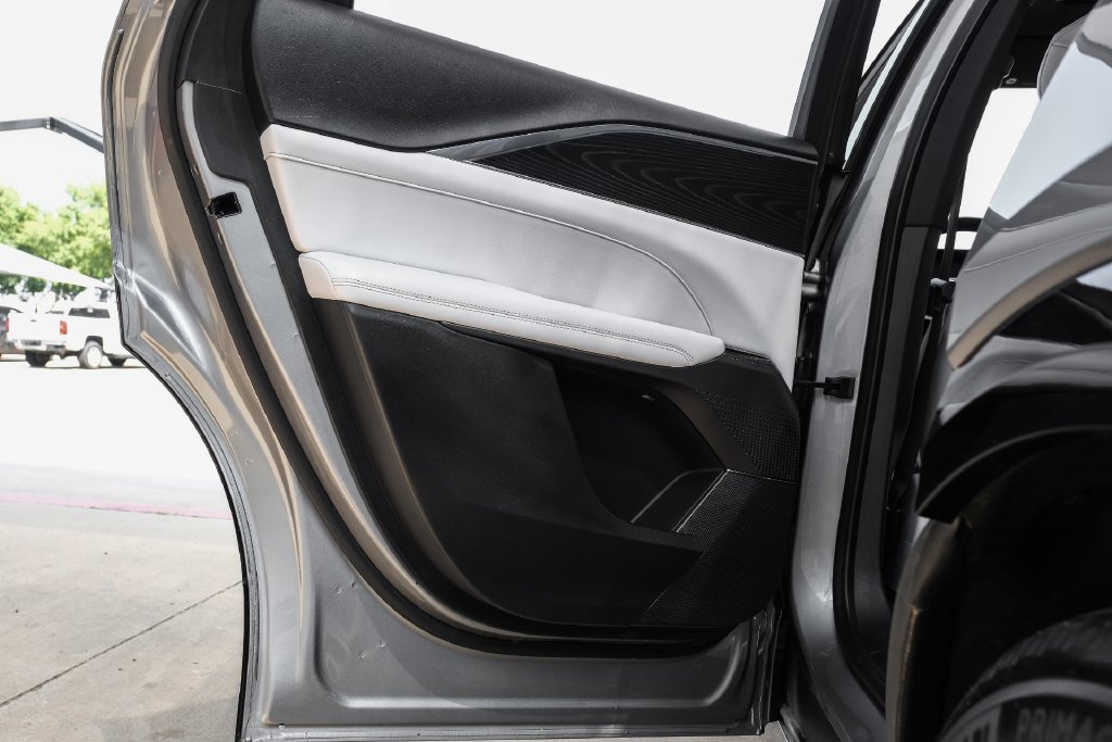 Used 2024 Cadillac Lyriq Luxury w/ LPO, Floor Liner Package RWD image 46
