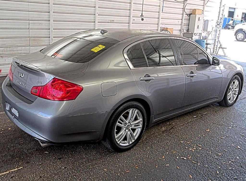Used 2012 INFINITI G25 Journey RWD image 3