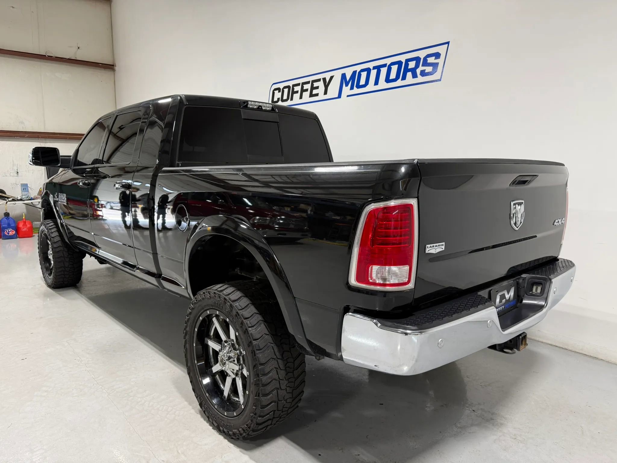 Used 2018 RAM 2500 Laramie image 4