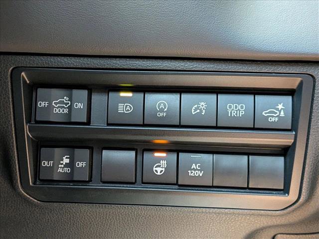 Used 2023 Toyota Tundra Platinum image 11