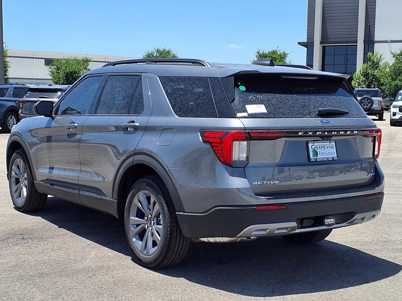 New 2026 Ford Explorer Active w/ Active Comfort Package AWD/4WD image 6
