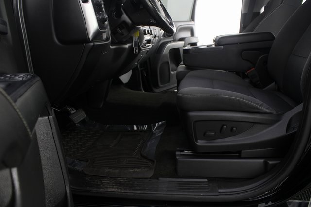 Used 2018 Chevrolet Silverado 1500 LT w/ All Star Edition image 15