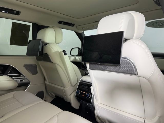 Certified 2025 Land Rover Range Rover Long Wheelbase Autobiography AWD/4WD image 31