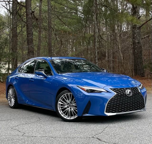 Used 2023 Lexus IS 300 w/ Premium Package RWD image 10