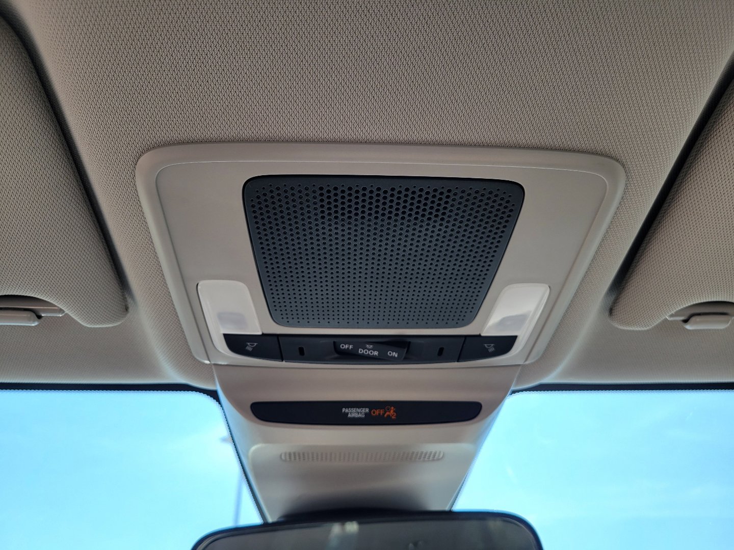 Certified 2023 Honda HR-V LX image 30