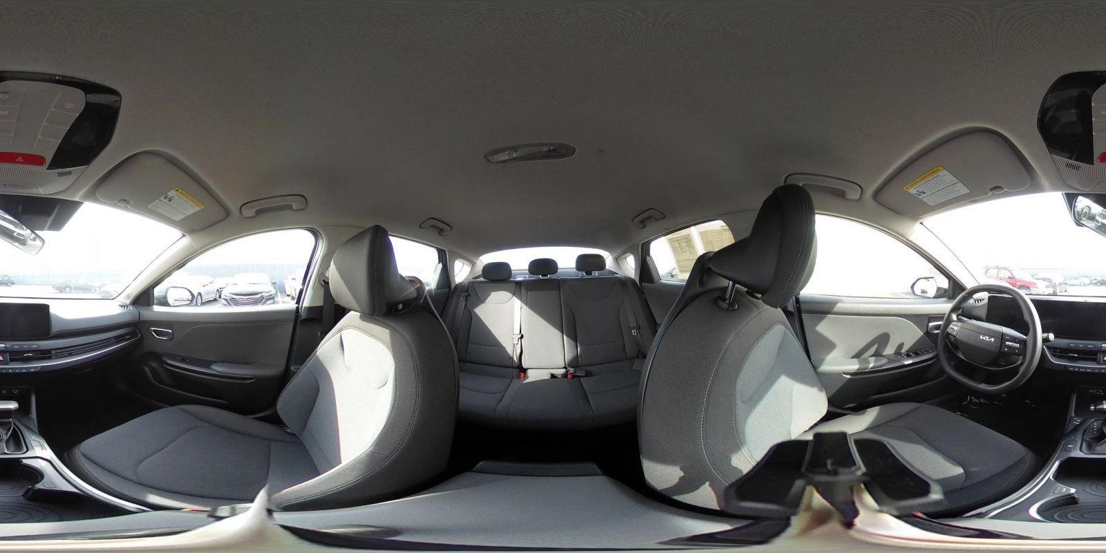 Used 2025 Kia K4 FWD image 42