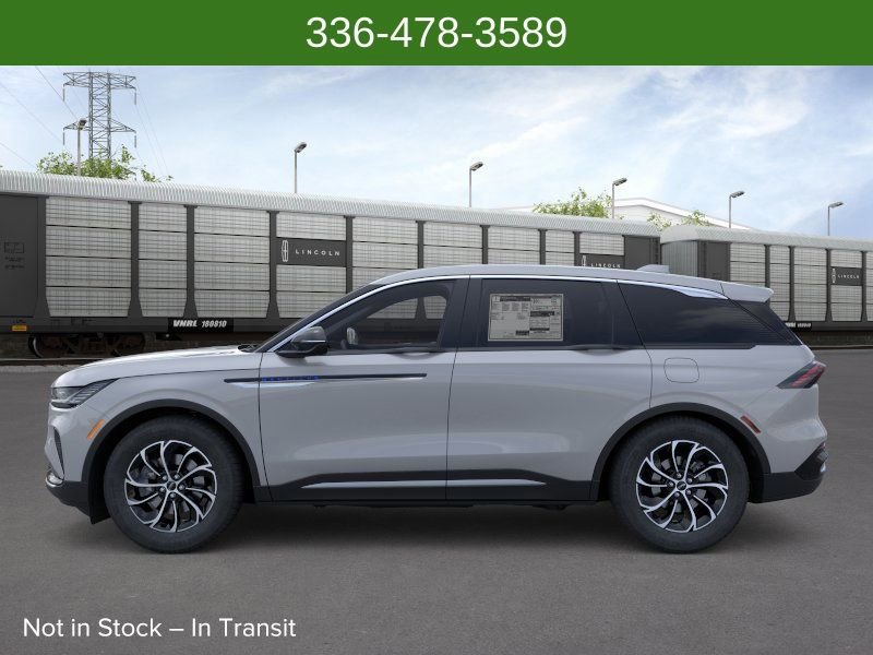 New 2026 Lincoln Nautilus Premier AWD/4WD image 3