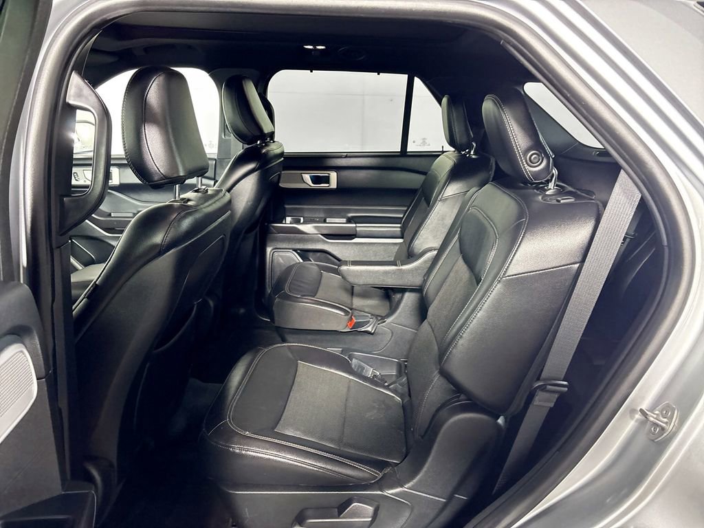 Used 2020 Ford Explorer Limited image 21