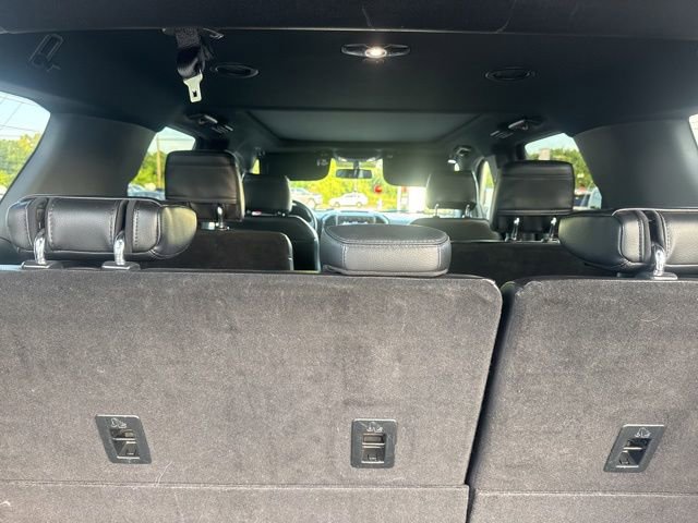 Used 2019 Ford Expedition Limited RWD image 12