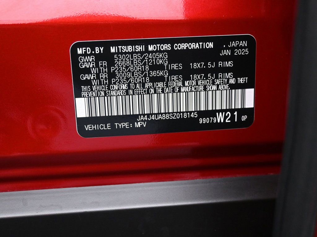 Used 2025 Mitsubishi Outlander ES image 9