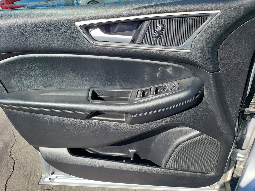 Used 2021 Ford Edge SEL FWD image 14