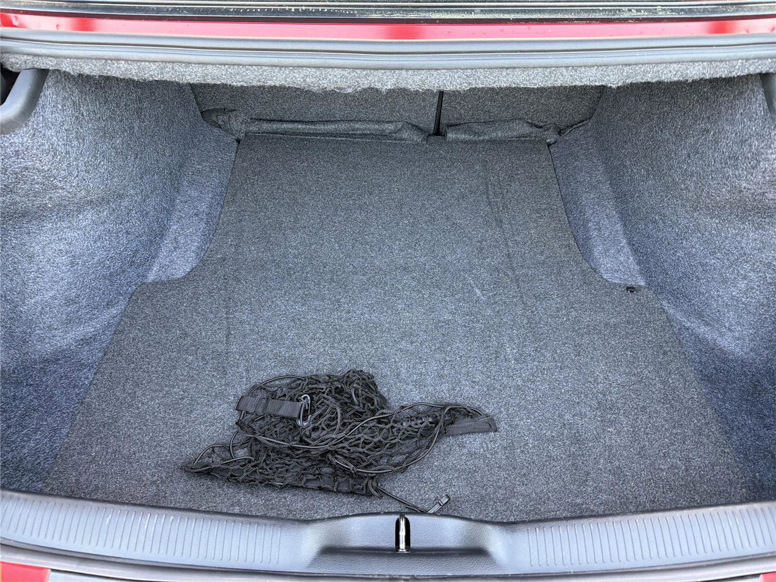 Used 2019 Dodge Charger SXT w/ Blacktop Package image 17