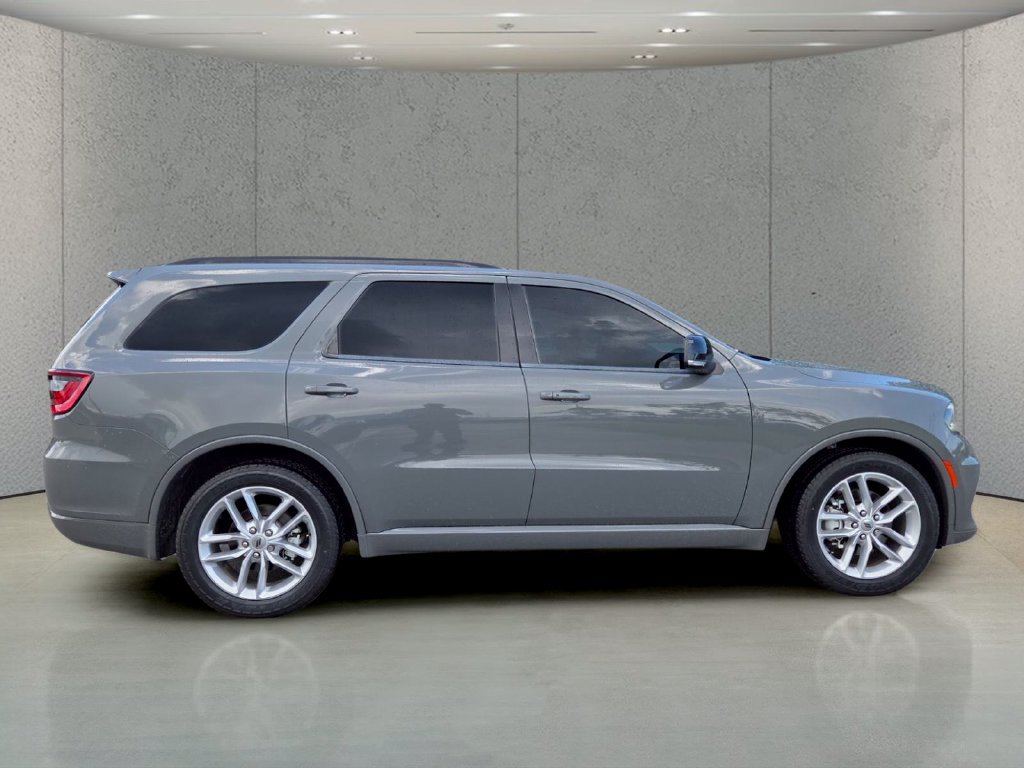 Used 2023 Dodge Durango GT RWD image 4
