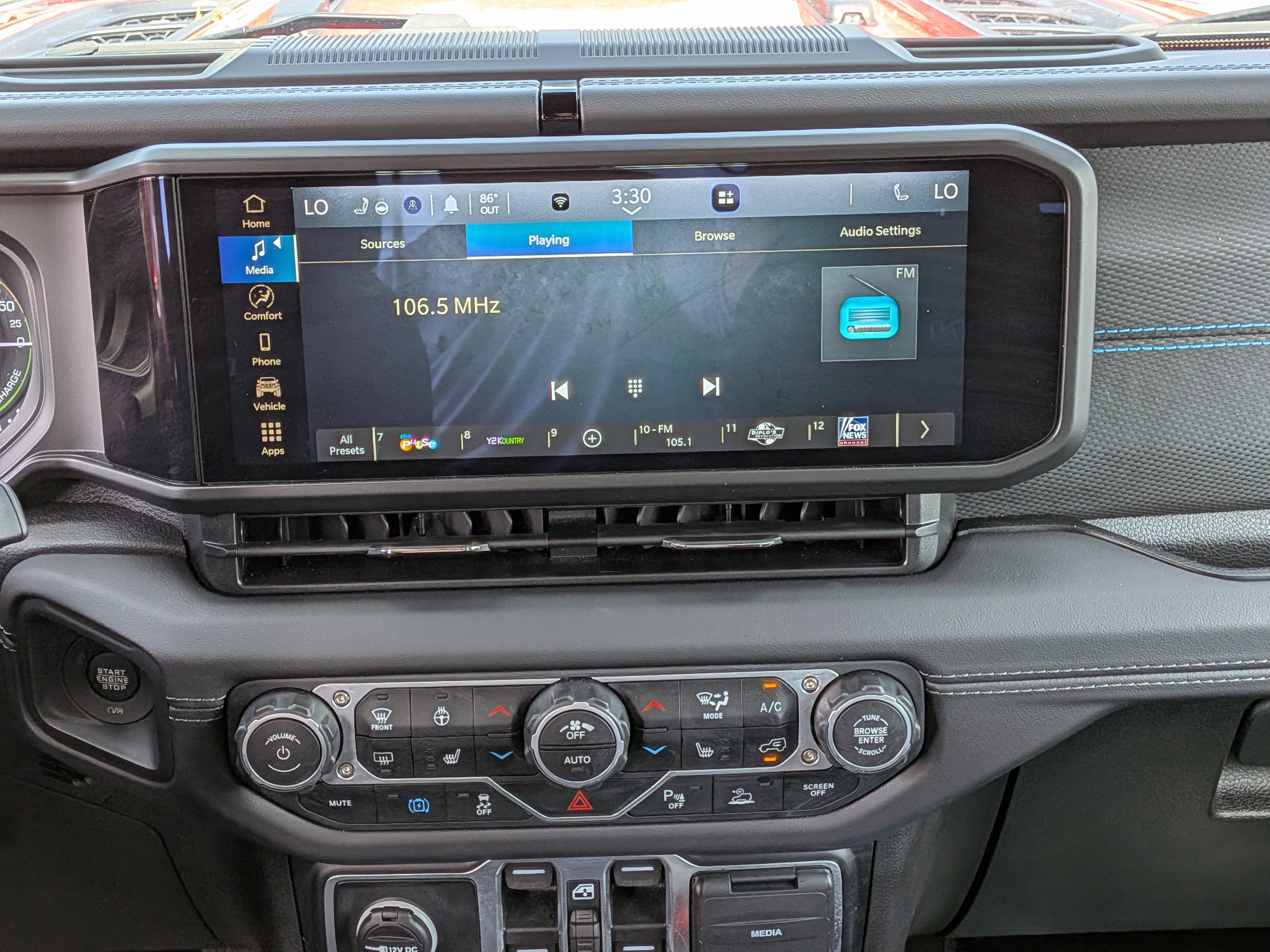 Used 2025 Jeep Wrangler Unlimited Rubicon 4xe w/ Safety Group image 20