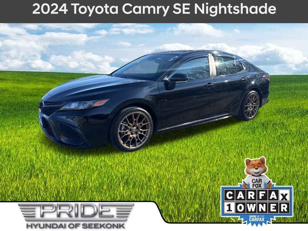 Used 2024 Toyota Camry SE w/ Convenience Package image 1