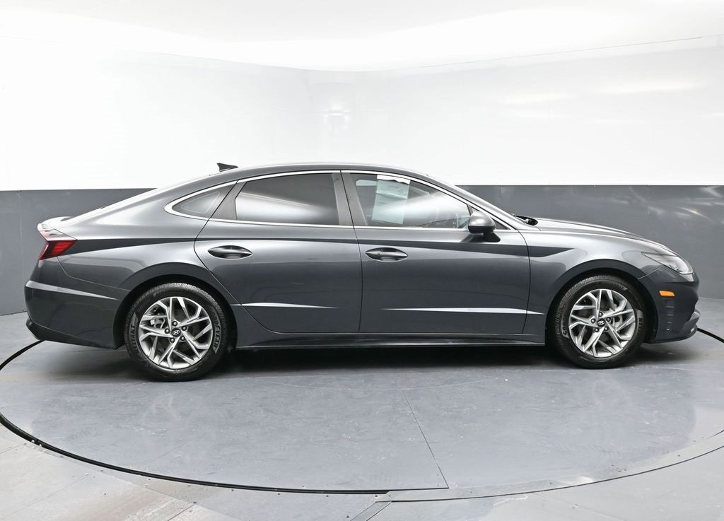 Used 2023 Hyundai Sonata SEL w/ Preferred Accessory Package image 8