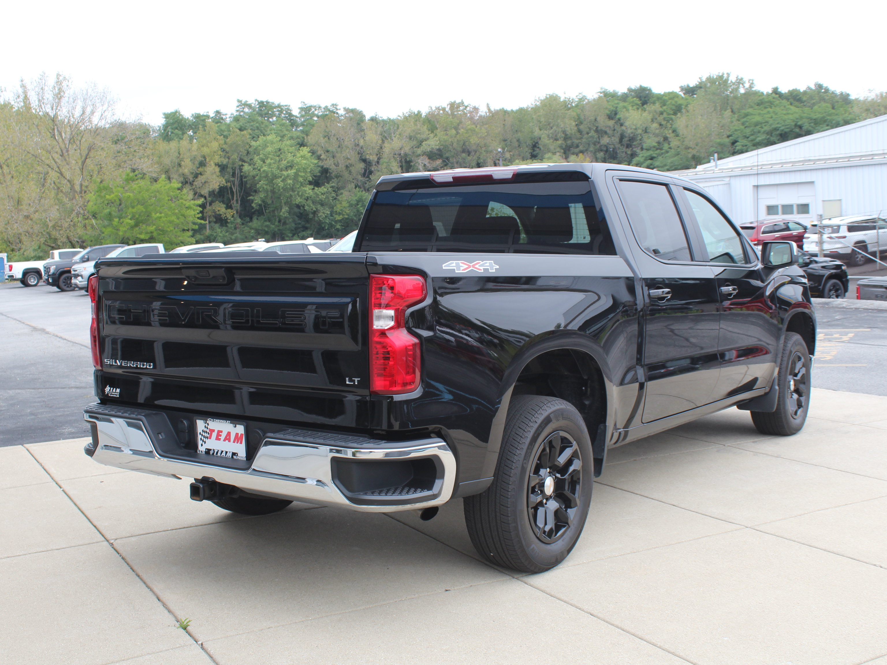 Certified 2026 Chevrolet Silverado 1500 LT AWD/4WD image 6
