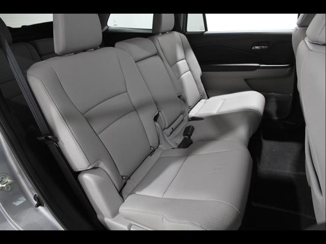 Used 2017 Honda Pilot EX-L image 16
