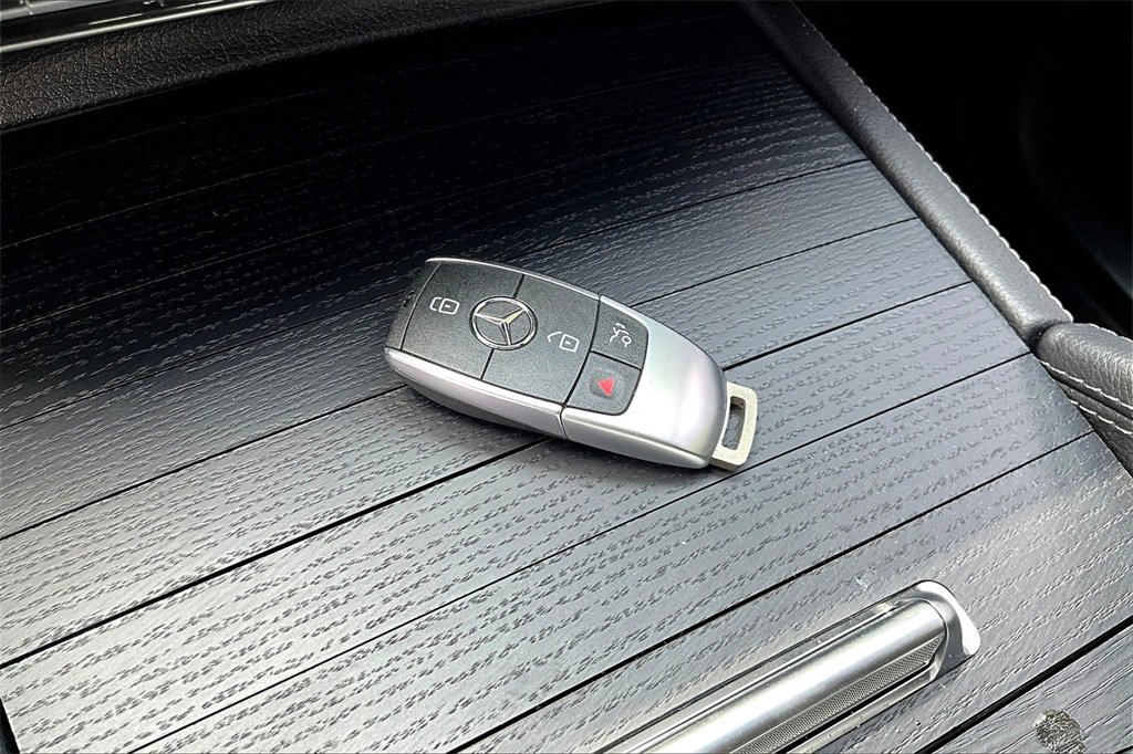 Certified 2025 Mercedes-Benz GLE 450 4MATIC image 10