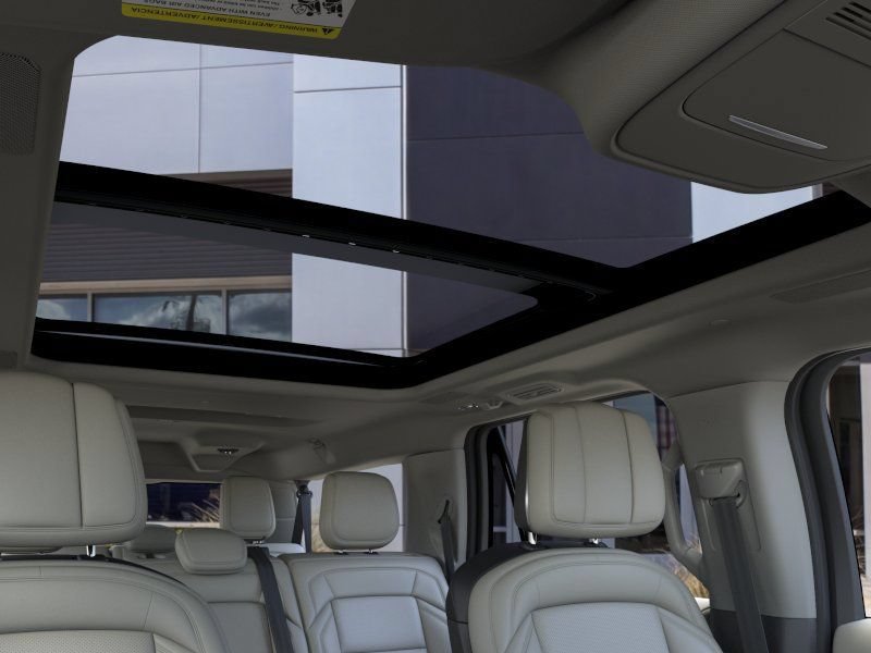 New 2026 Lincoln Navigator L Reserve AWD/4WD image 22