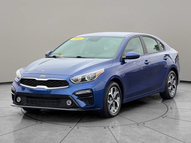 Used 2021 Kia Forte LXS FWD image 2