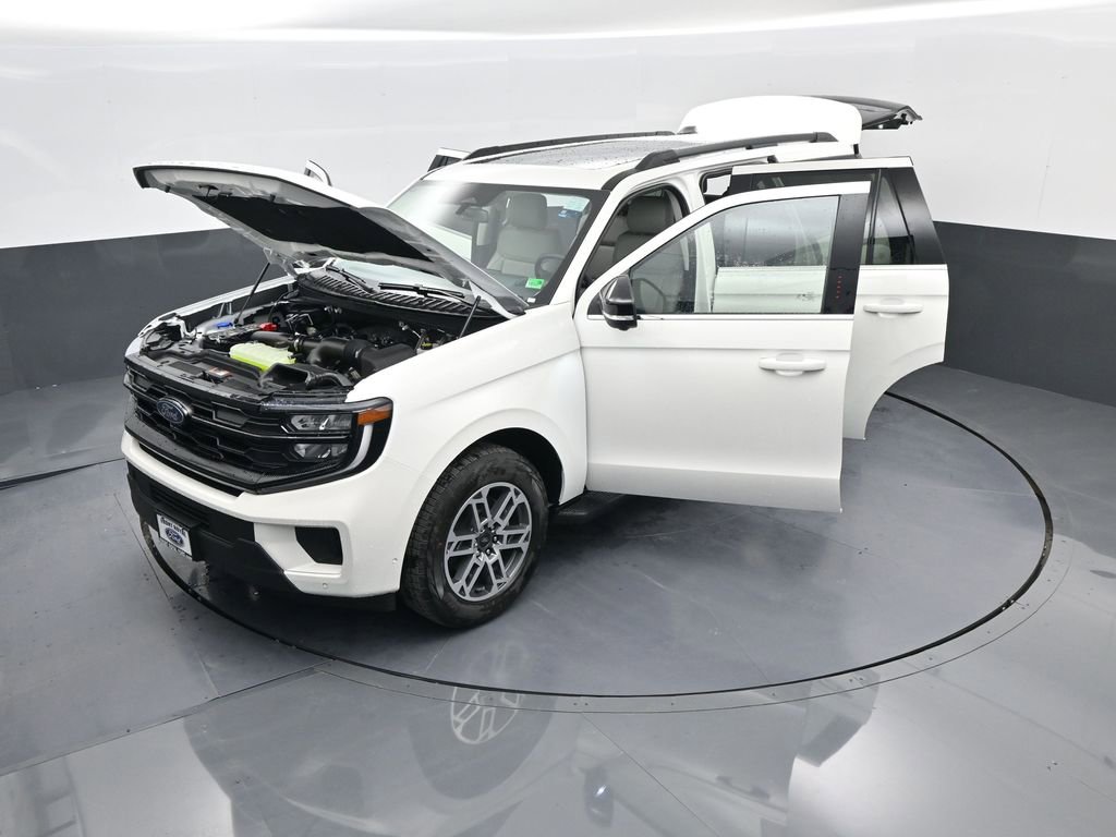 New 2025 Ford Expedition Active image 58