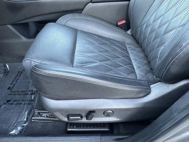 Used 2023 Nissan Rogue Platinum w/ Platinum Premium Package image 24