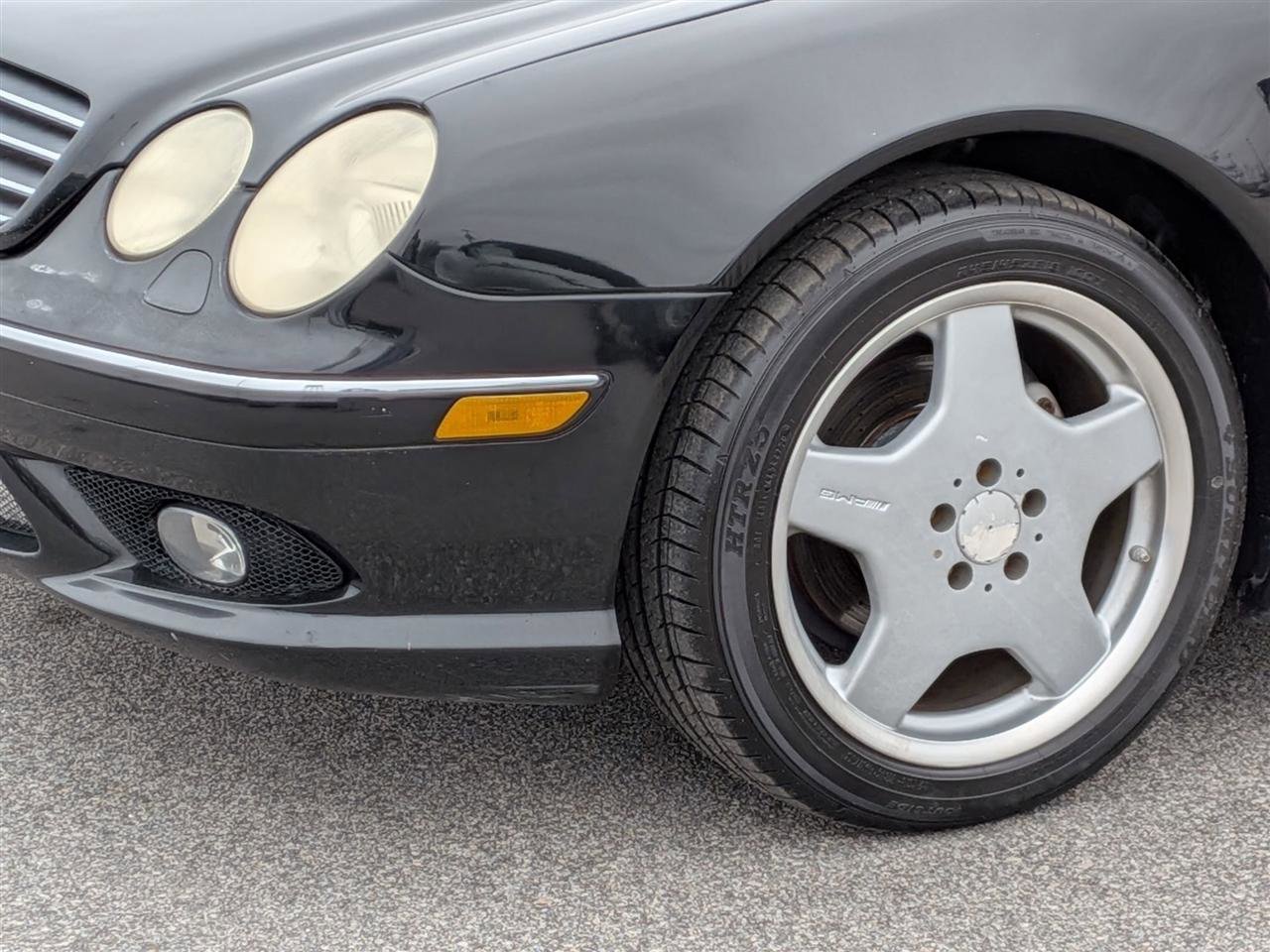 Used 2004 Mercedes-Benz CL 500 image 9