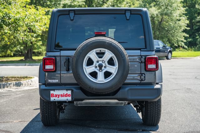 Used 2022 Jeep Wrangler Unlimited Sport AWD/4WD image 12