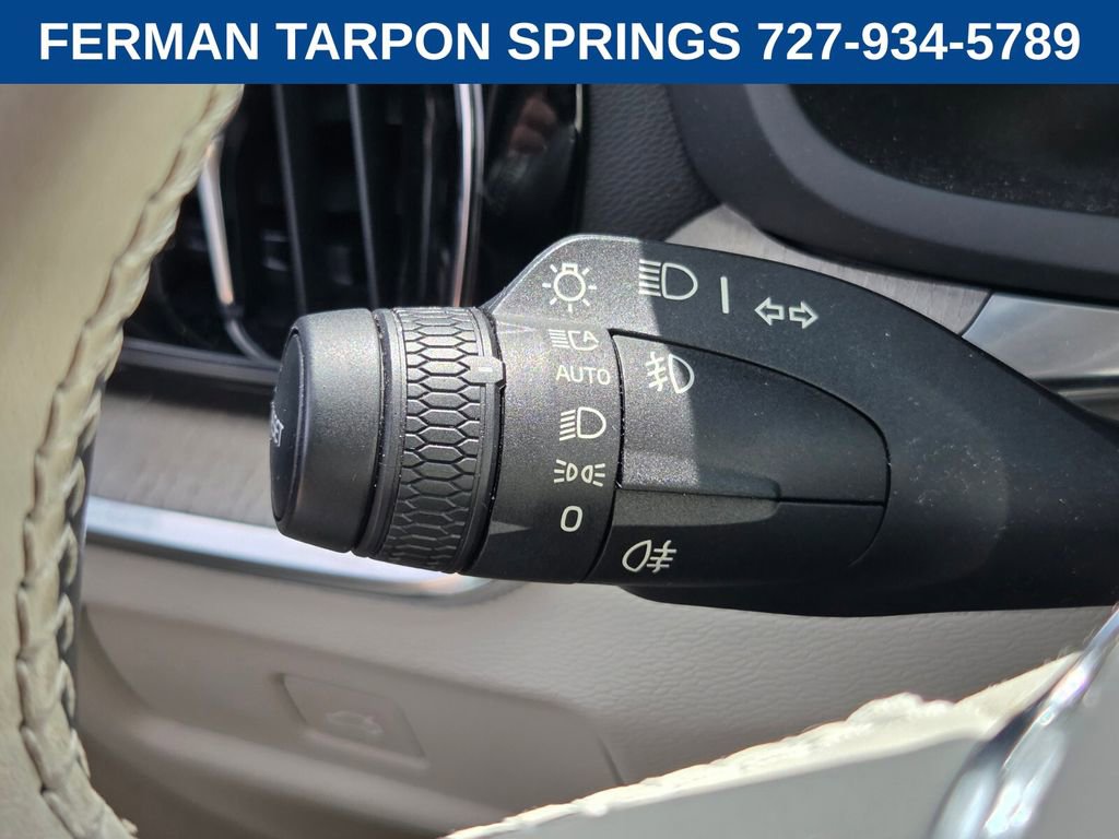 Certified 2024 Volvo S60 B5 Plus image 33